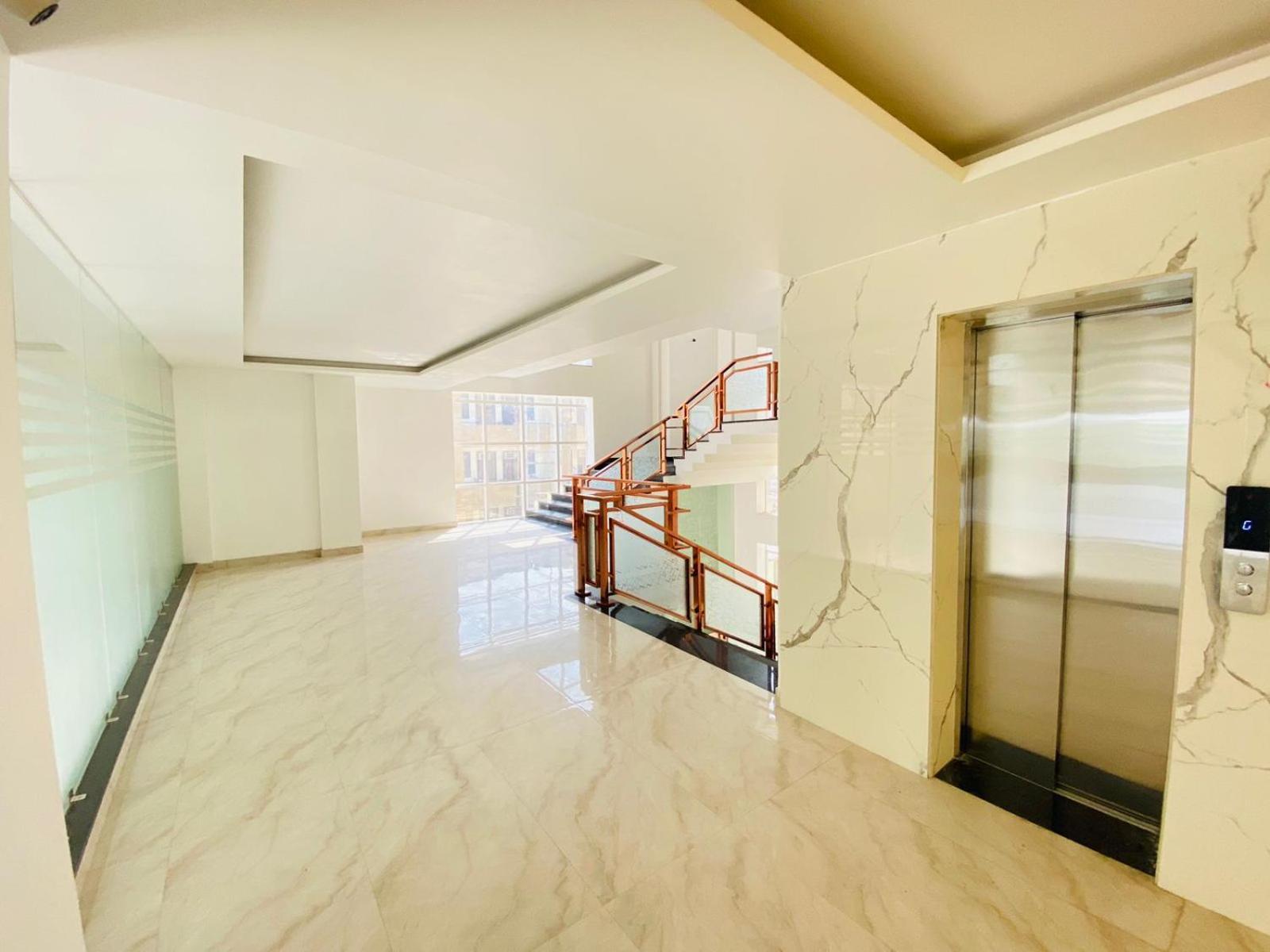 Hotel Holiday Grand Greater Noida Zewnętrze zdjęcie